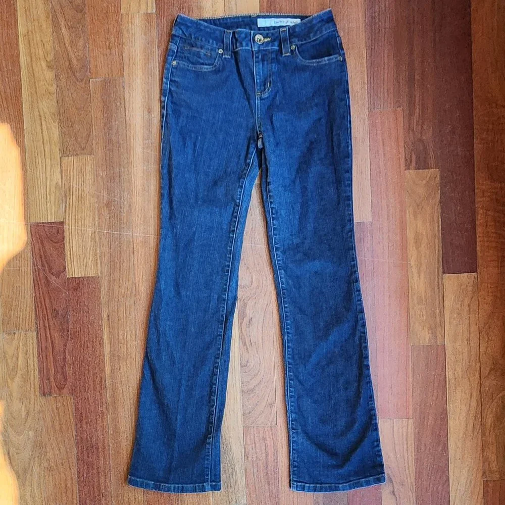 DKNY Medium Wash Straight Leg Jeans Size 4R